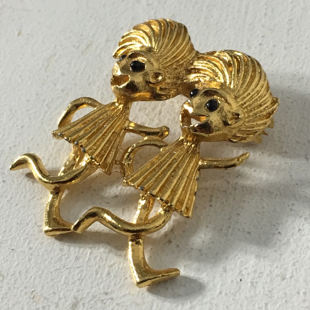 Vintage Gold Tone Dancing Girl Twins Brooch/Pin